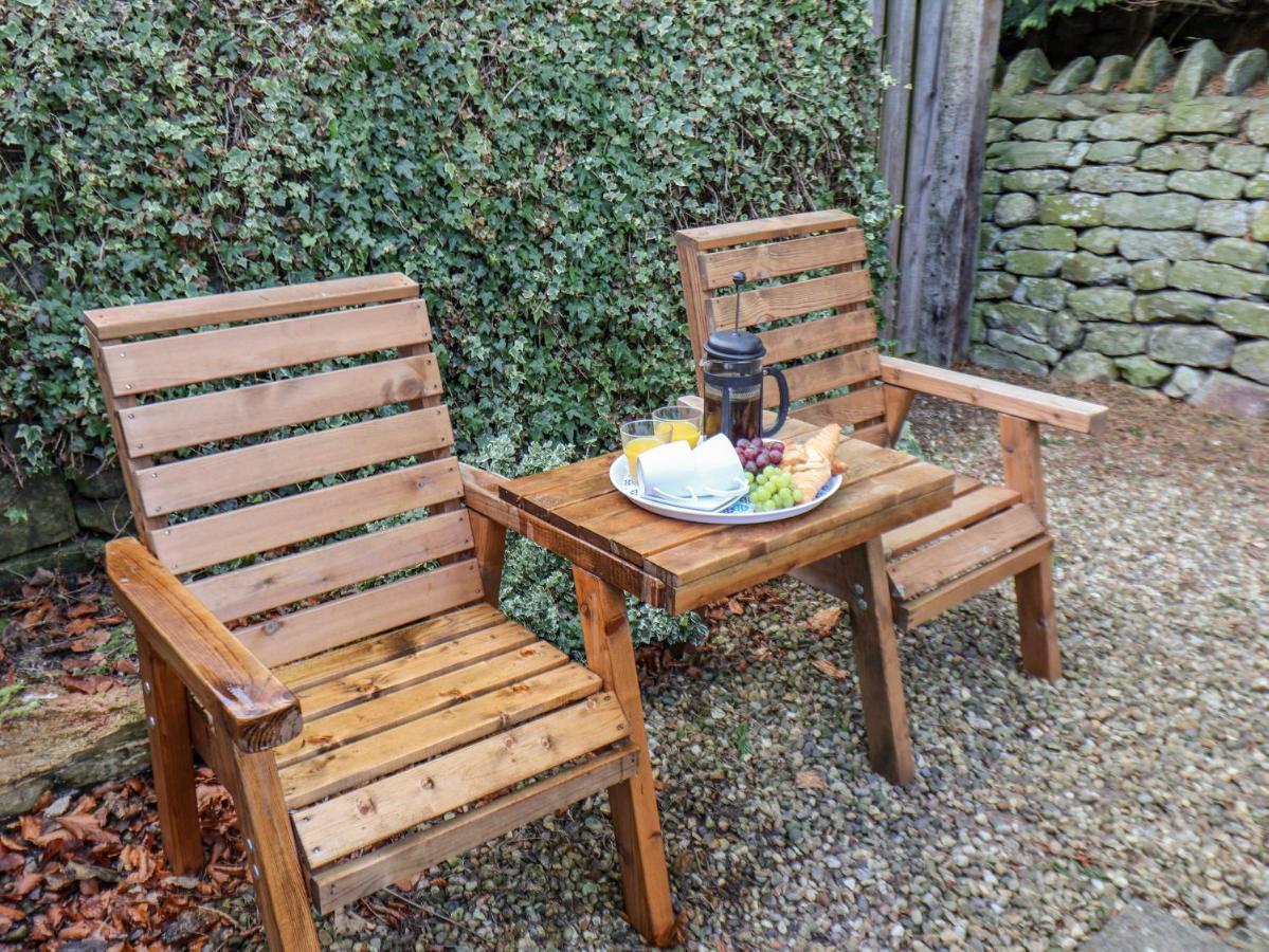 Hayloft Cottage Staintondale Экстерьер фото