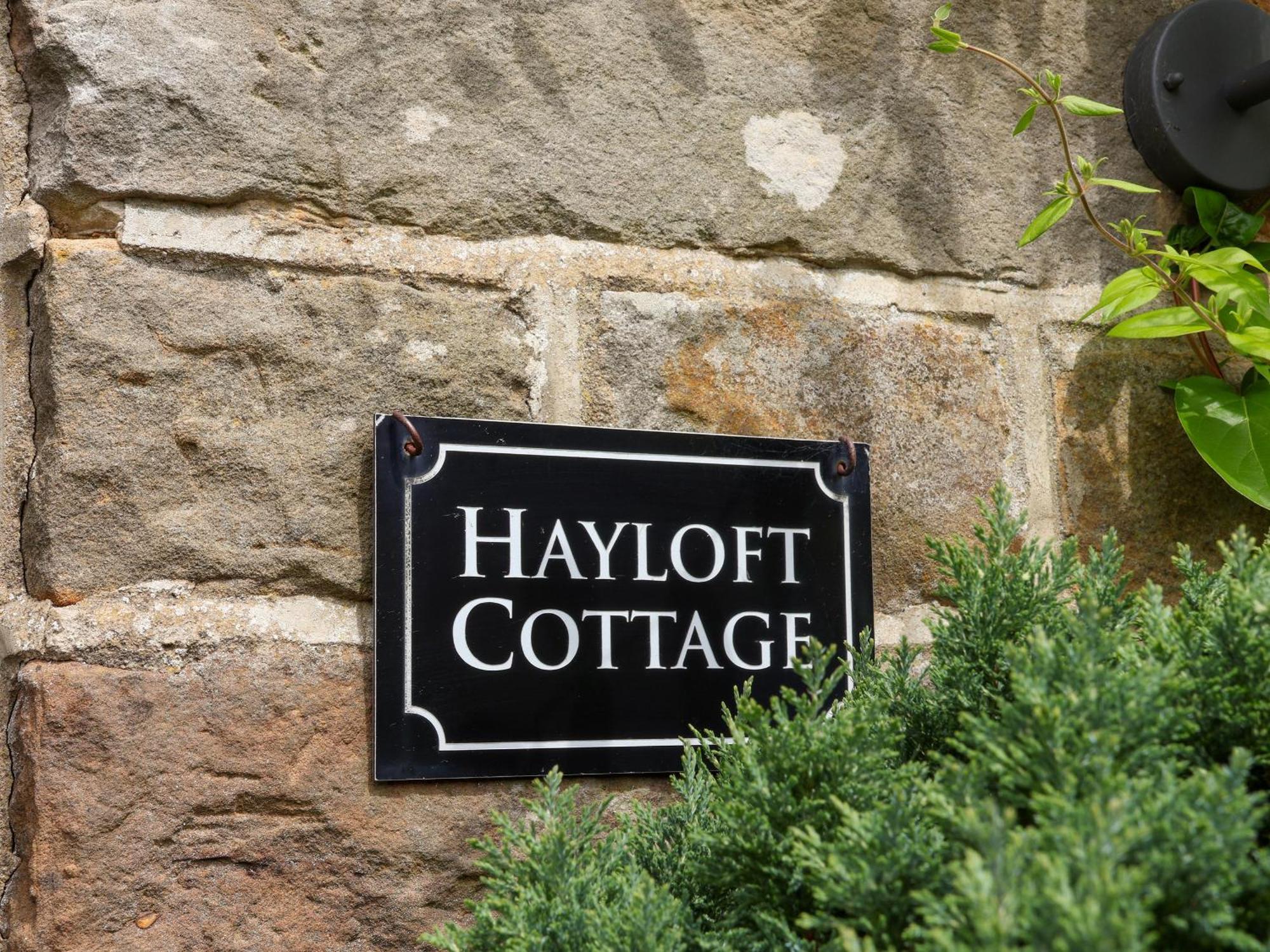Hayloft Cottage Staintondale Экстерьер фото